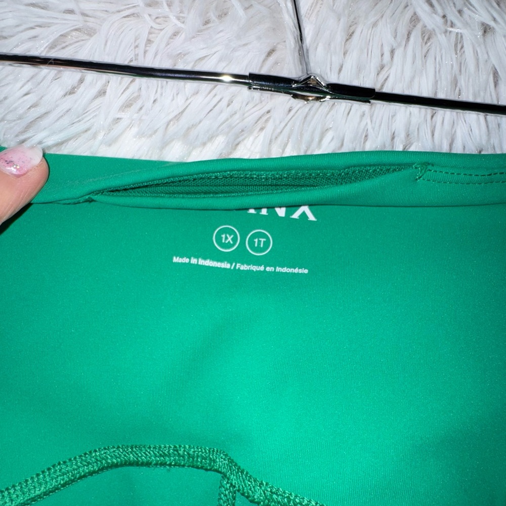 Spanx Booty Boost Leggings - Picture 5 of 5